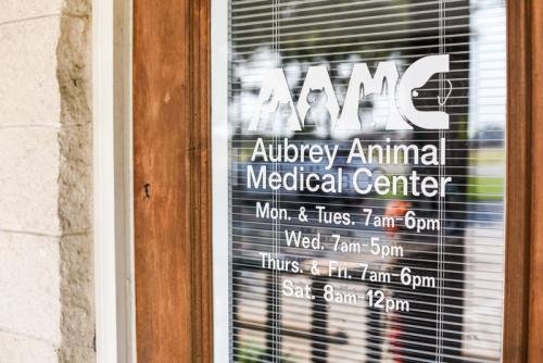 Aubrey-Animal-Hospital-Hours